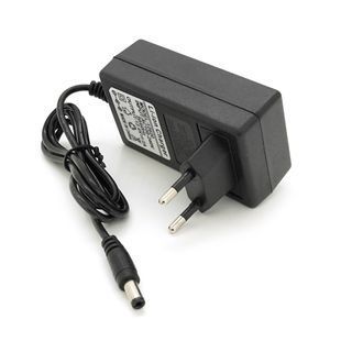 Зарядний пристрій для акумуляторів Li-ion 12V(12,6V),3S,2A, штекер 5,5х2,5мм, LED-індикація -YT36925 фото