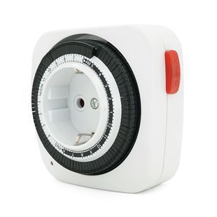 Розетка таймер добовий (механічний) QEM-D20 для керування включенням/вимкненням приладів, 220V, 16A, 50Hz -YT34115 фото