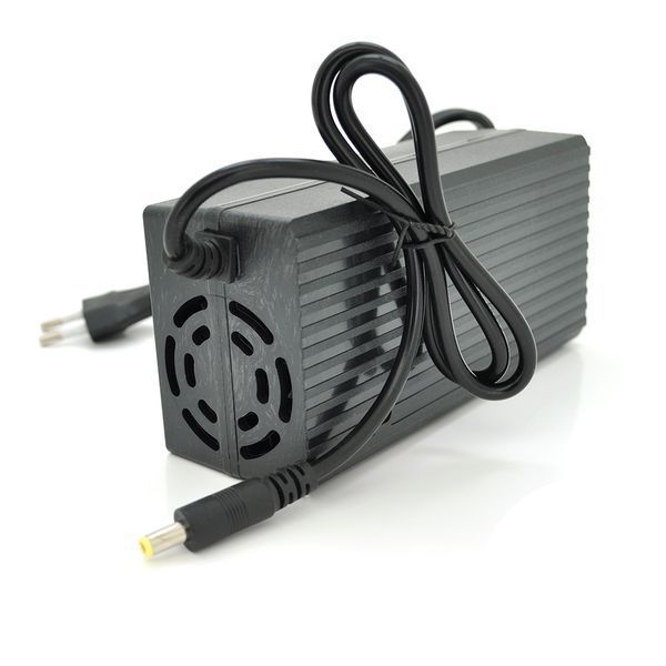 Зарядний пристрій Jinyi для акумуляторів LiFePO4 12V(14,6V),4S,2A,штекер 5,5,з індикацією,BOX -YT29889 фото
