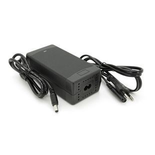 Зарядний пристрій для акумуляторів Li-ion 25,2V,6S,4A,штекер 5,5, 135х55х45мм -YT36941 фото