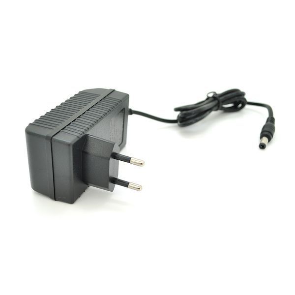 Зарядное устройство для аккумуляторов LiFePo4 12V(14,6V),4S,2A,штекер 5,5,с индикацией,BOX -YT33283 фото