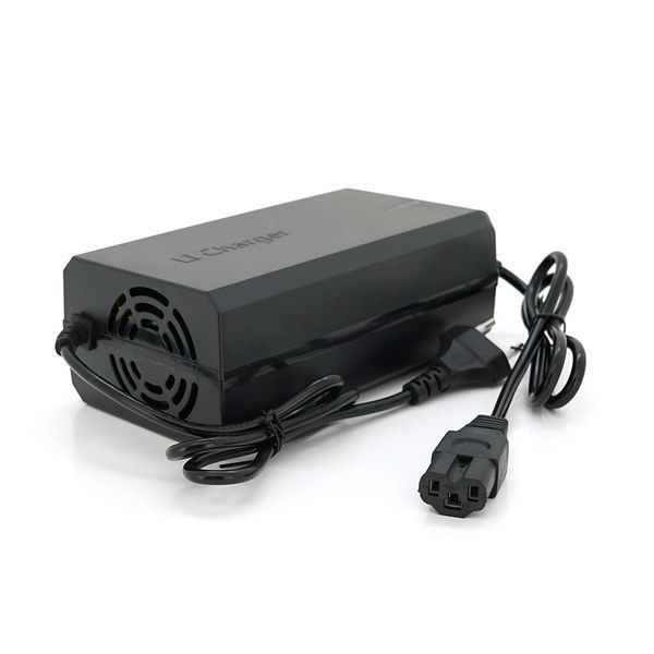 Зарядний пристрій Jinyi для акумуляторів LiFePo4 72V(87,6V),24S,6A,штекер Triangle plug (T-tipe/IEC/C13 N+L-), з індикацією,BOX -YT29893 фото