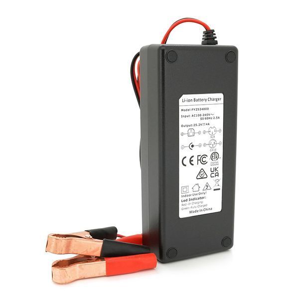 Зарядний пристрій для акумуляторів Li-ion 25.2V,6S,4A, крокодили. індикація, 172x72x40mm -YT36900 фото