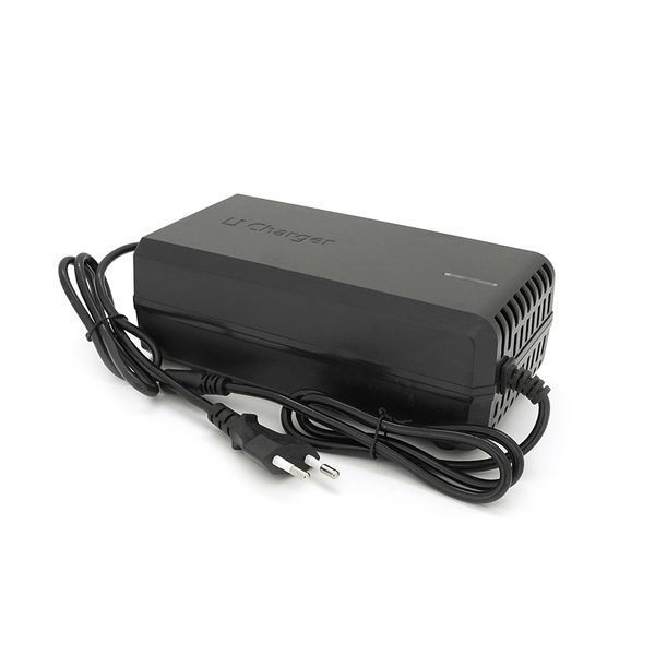 Зарядний пристрій Jinyi для акумуляторів Li-ion 60V(67,2V),16S,4A,штекер 5.5*2.5,з індикацією,BOX -YT37653 фото