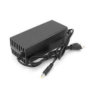 Зарядний пристрій для акумуляторів Li-ion 36V(42V),10S,5A,штекер 5.5*2.5,з індикацією,BOX -YT38566 фото