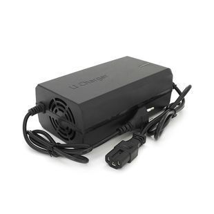 Зарядное устройство Jinyi для аккумуляторов Li-ion 60V(67.2V),16S,6A,штекер Triangle plug (T-tipe/IEC/C13 N+L-). с индикацией,BOX -YT29907 фото