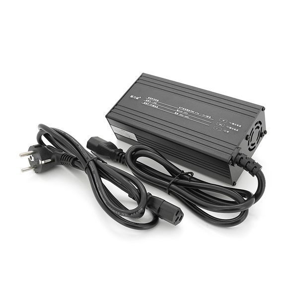 Зарядний пристрій для акумуляторів Li-ion 12V(12,6V),3S,15A,штекер Triangle plug (T-tipe/IEC/C13 N+L-) LED-індикація, 137x90x50mm -YT36978 фото