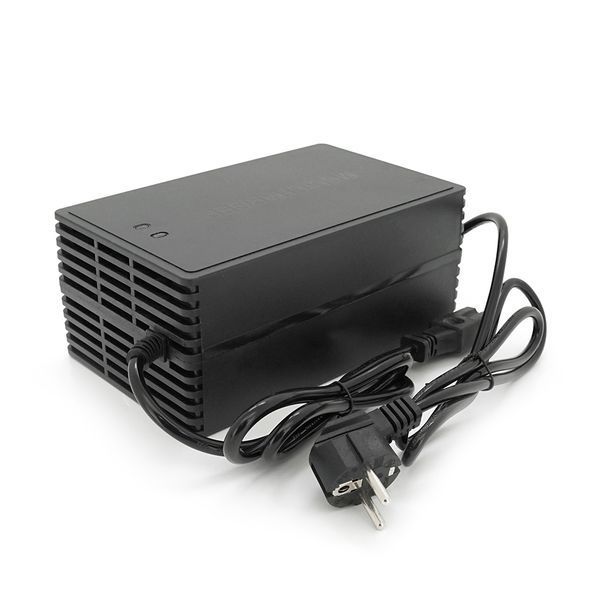 Зарядний пристрій для акумуляторів Li-ion 48V(54,6V),13S,8A,480W,штекер Triangle plug (T-tipe/IEC/C13 N+L-) індикація, 220х122х86mm, 1.5kg -YT36981 фото