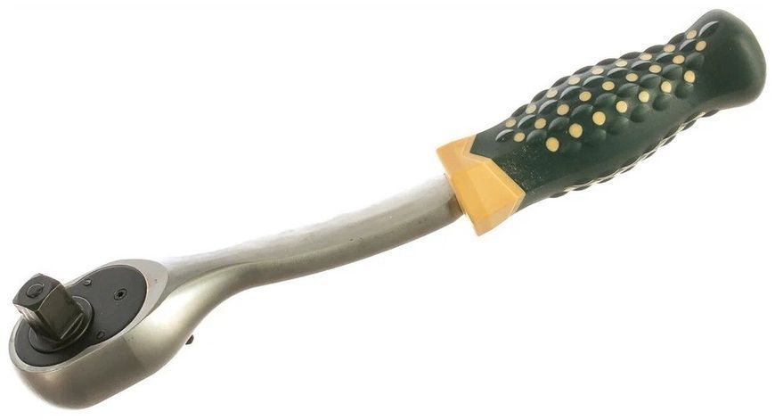 Трещотка реверсивная усиленная изогнутая с резиновой ручкой 1/2" (72зуб.) ROCKFORCE RF-802422 17877 фото