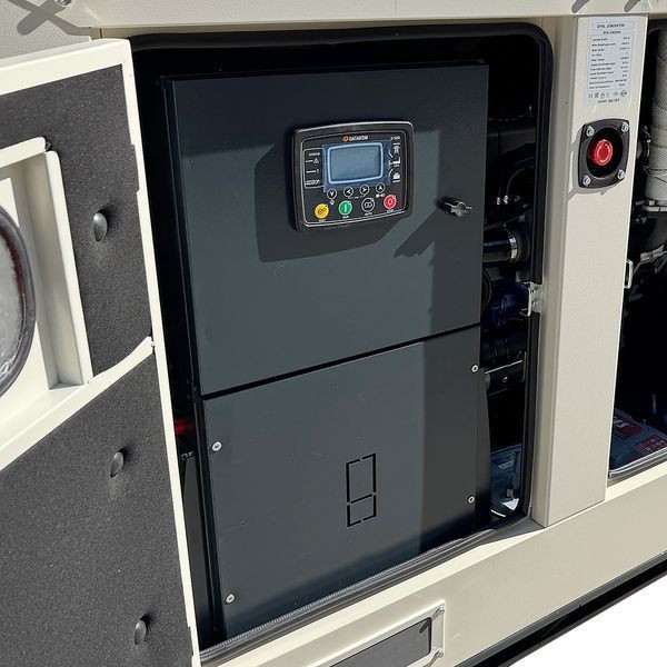 Дизельний генератор OYAL OYY-50 YANG DONG Y4105D 50KVA/40KW, Альтернатор OYL224D, AVRXS460, витрата 75% навантаження - 8,2 літрів/годину, 230/400V, 50Hz (AVR+ATS) 2300*950*1400mm, 950kg, 140L -YT46153 фото