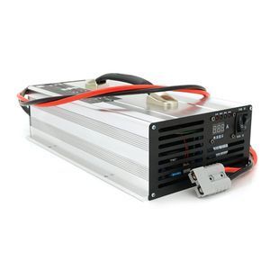 Зарядний пристрій для акумуляторів Li-ion 12V(16.8V),4S,60A, роз'єм Anderson, LED-індикація -YT36795 фото