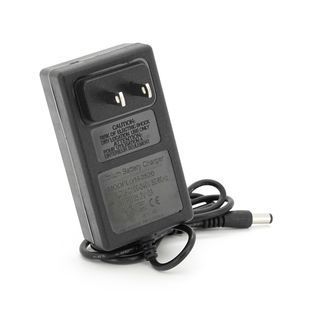 Зарядний пристрій для акумуляторів Li-ion 25,2V2A, штекер 5.5*2.5, індикація +перехідник -YT41996 фото