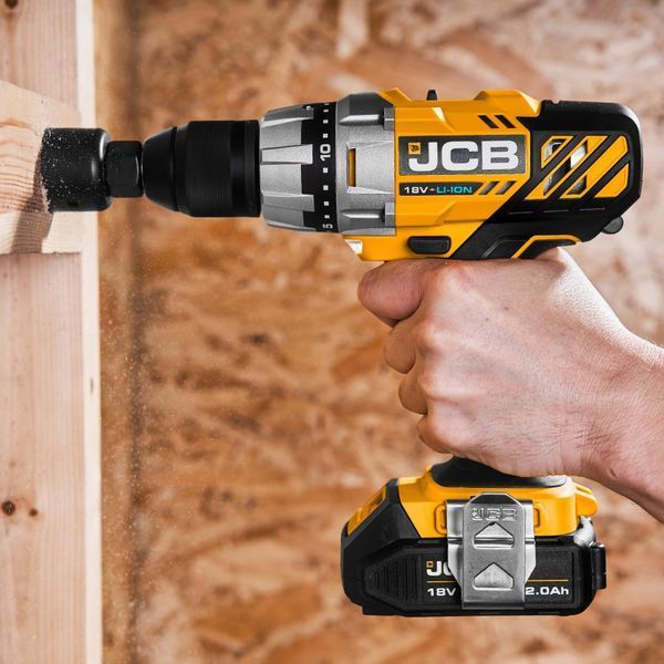 Дриль-шуруповерт акумуляторний (JCB-18DD-BE) 18V, max 45Nm в комплекті із зарядним пристроєм (JCB-18VFC-E) 2.4A та батареєю 57237 фото