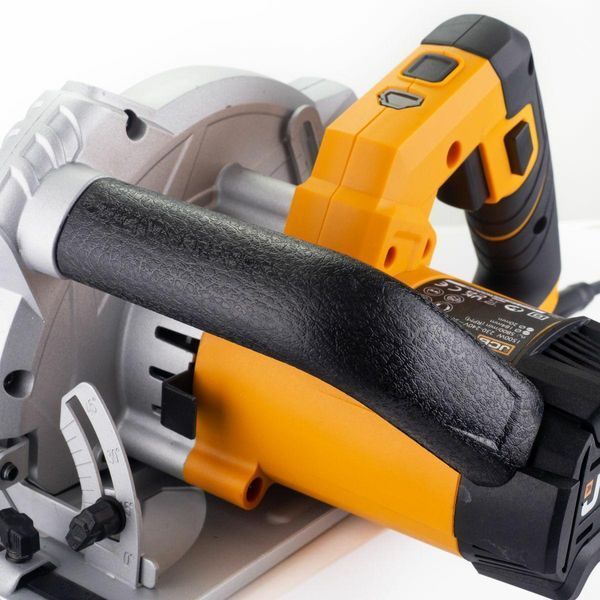 Пила циркулярна електрична (1500W, 5800 об/хв, діаметр диска 184 мм) JCB-CS1500-E 57245 фото