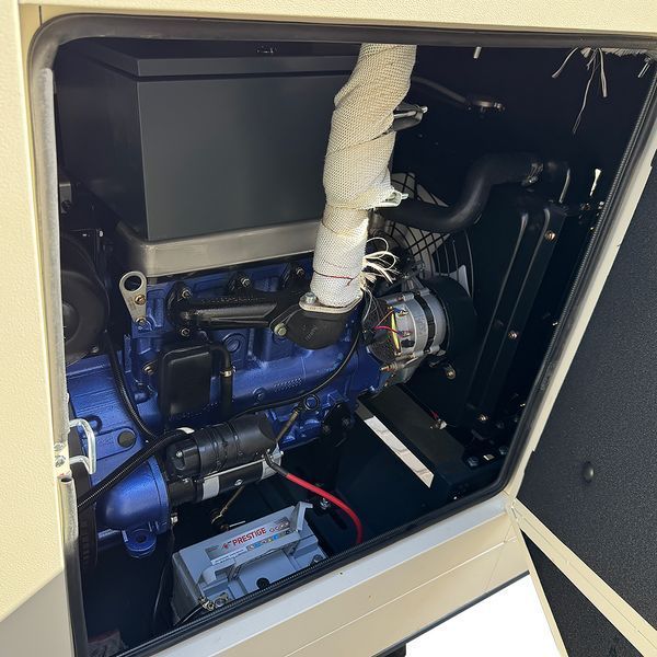 Дизельний генератор OYAL OYY-22 YANG DONG YND485D 22KVA/17.6KW, Альтернатор OYL184E, витрата 75% навантаження - 4,2 літри/годину, 230/400 В, 50 Гц (AVR+ATS) 2000*900*1200 мм, 630 кг, 115 л -YT45538 фото