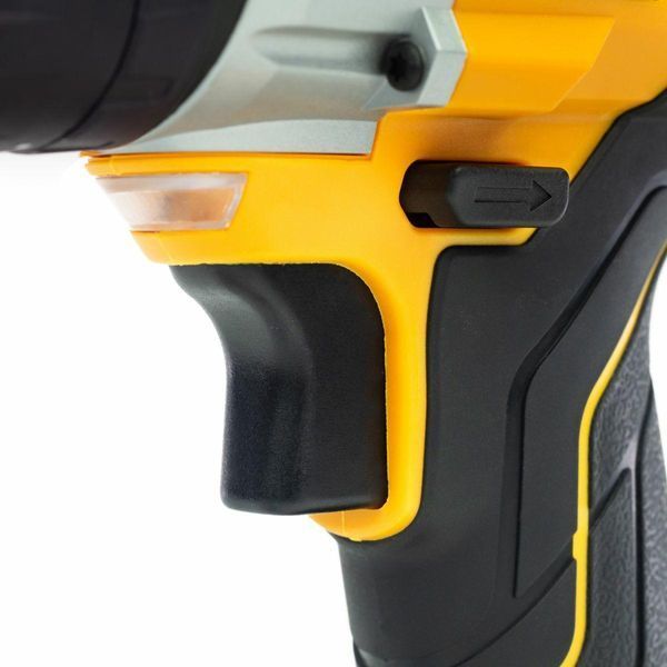 Дриль-шуруповерт акумуляторний (JCB-18CD-BE) 18V, max 45Nm в комплекті із зарядним пристроєм (JCB-18VFC-E) 2.4A та батареєю 57236 фото
