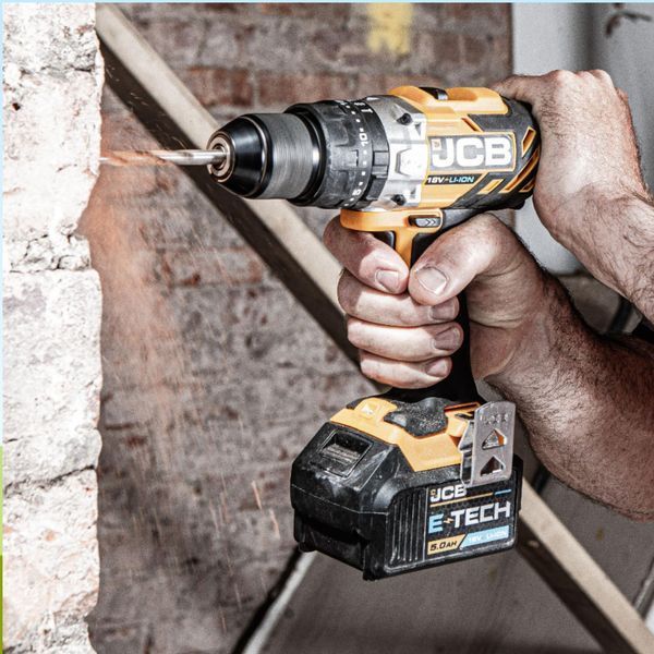 Дриль-шуруповерт акумуляторний (JCB-18CD-BE) 18V, max 45Nm в комплекті із зарядним пристроєм (JCB-18VFC-E) 2.4A та батареєю 57236 фото