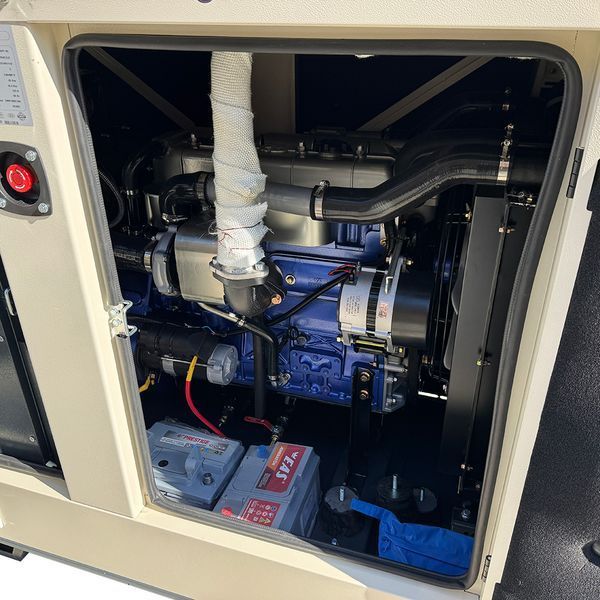 Дизельний генератор OYAL OYY-85 YANG DONG Y4EZLD 80KVA/64KW, Альтернатор OYL224F, витрата 75% навантаження - 10,5 літрів/год, 230/400 В, 50 Гц (AVR+ATS) 2400*1000*1500 мм, 1100 кг, 170 л -YT45543 фото