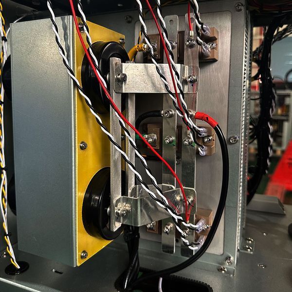 ИБП ONLine 3-ФАЗЫ RITAR GP33-20KL, 384Vdc, 20KVA/16KW, под внешний АКБ, вход 3 фазы-выход 1 фаза (415*730*930), 165кг -YT27097 фото