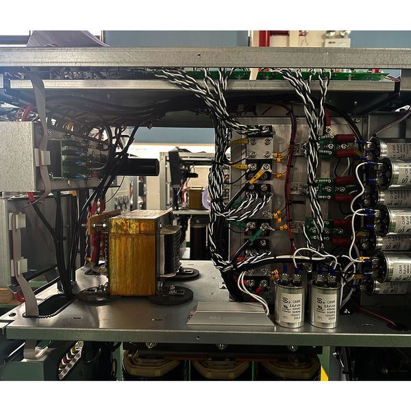 ИБП ONLine 3-ФАЗЫ RITAR GP33-20KL, 384Vdc, 20KVA/16KW, под внешний АКБ, вход 3 фазы-выход 1 фаза (415*730*930), 165кг -YT27097 фото
