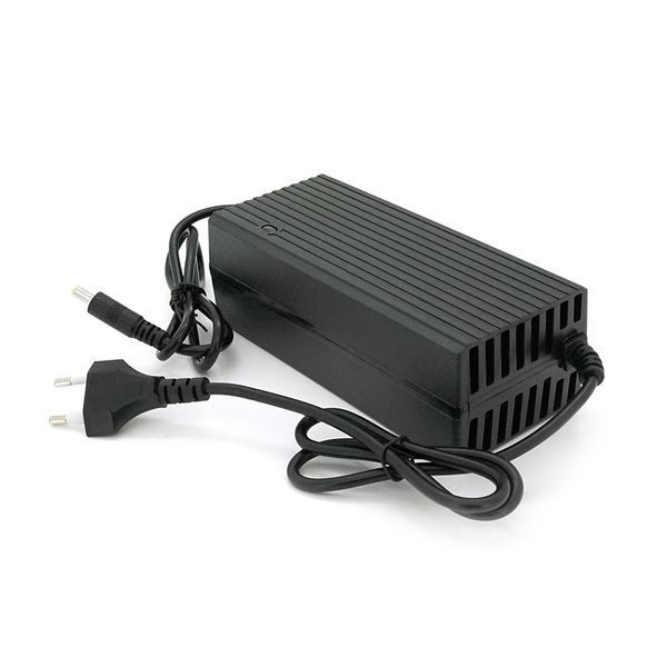 Зарядное устройство Jinyi для аккумуляторов LiFePo4 12V(14,6V),4S,5A,штекер 5.5*2.5,с индикацией,BOX -YT22418 фото