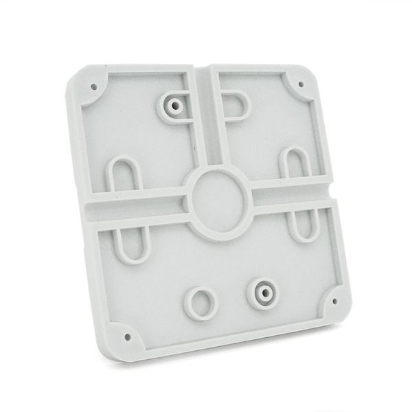 Монтажная коробка под камеру видеонаблюдения CamBox &Oslash;56/70/84/101мм (130х130х40мм) белая IP66 пластик -YT24308 фото