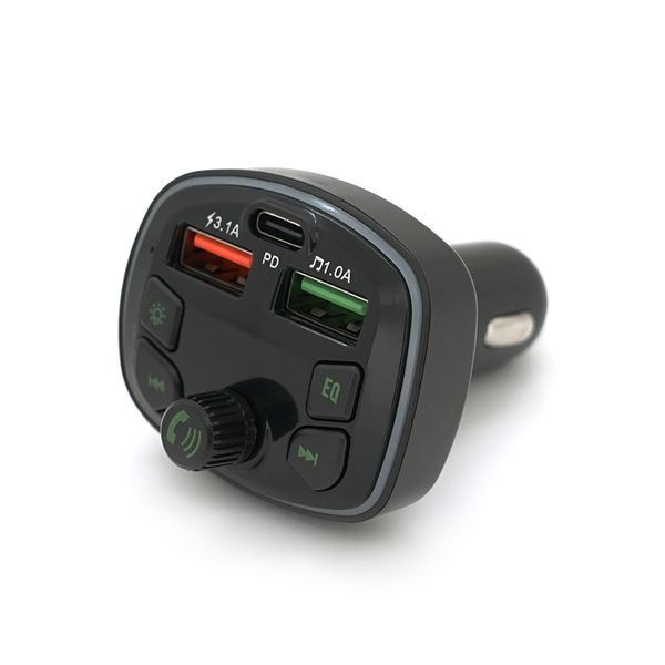 FM-модулятор Q7 з еквалайзером, 3.1A, PD18W, USB, TF, 55.5х41.5х37.5 -YT35589 фото
